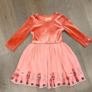 Taylor Joelle nutcracker Longsleeve dress. Size:7. Gently used.